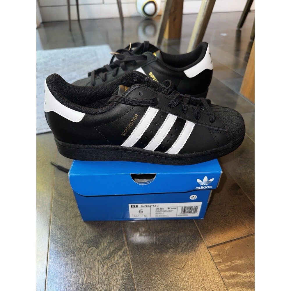 adidas Superstar 6M/7W-NEW w/box
